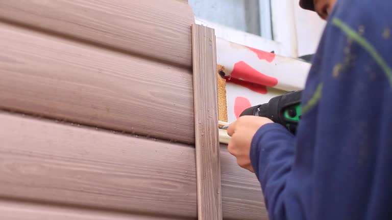 Best Insulated Siding Installation  in Dublin, VA
